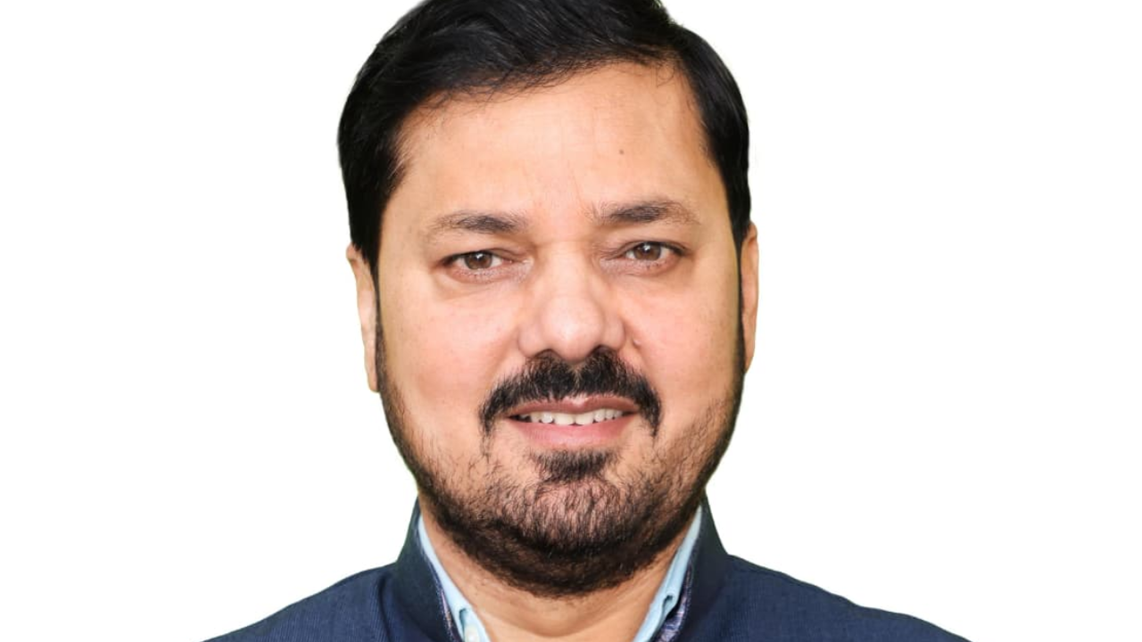 CG News: अनुदान मांगों की चर्चा में विधायक अनुज शर्मा ने उठाए धरसींवा के विकास मुद्दे, उपमुख्यमंत्री विजय शर्मा का जताया आभार