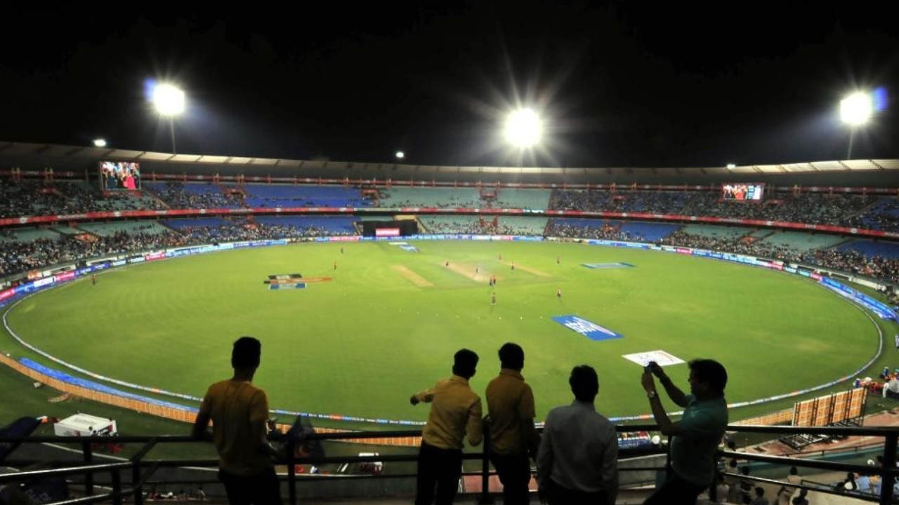 IPL 2026: रायपुर में RCB के दो मुकाबले, विराट-रोहित-हार्दिक का दिखेगा जलवा; VIP सीटें और सुरक्षा व्यवस्था होगी खास
