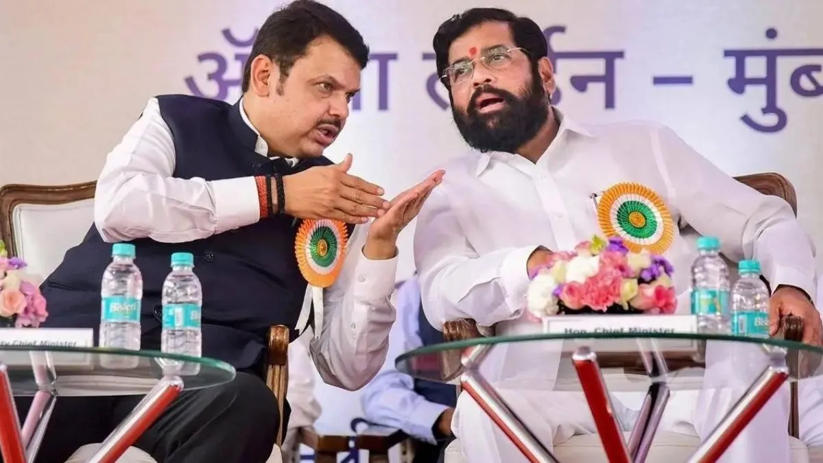 महाराष्ट्र की सियासत में हलचल तेज! शिंदे–फडणवीस ने की देर रात अहम बैठक, इस मुद्दे पर हुई चर्चा