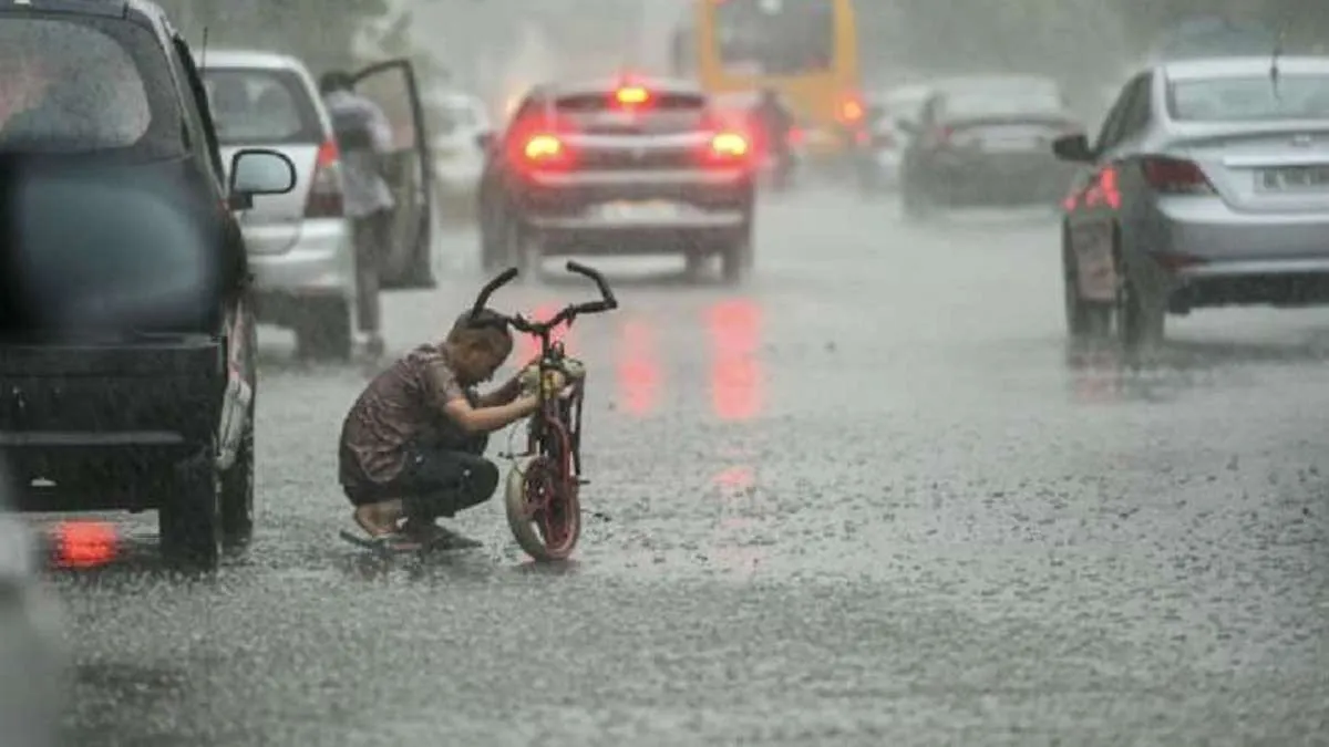 Weather Update: देश भर में फिर से आंधी-तूफान और भारी बारिश का दौर शुरू, IMD ने जारी की चेतावनी, जानें मौसम का हाल