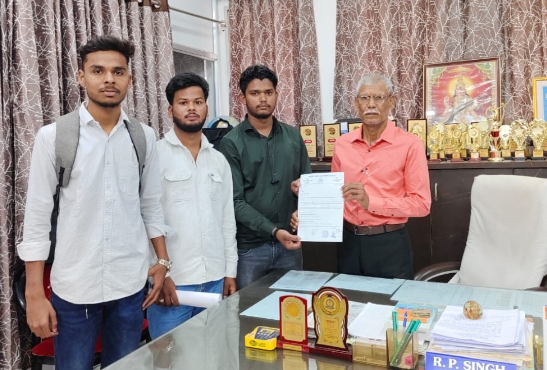 कालिदास कॉलेज में अव्यवस्था के खिलाफ NSUI का विरोध, छात्राओं की सुरक्षा को लेकर प्राचार्य को ज्ञापन, कार्रवाई नहीं होने पर आंदोलन की चेतावनी