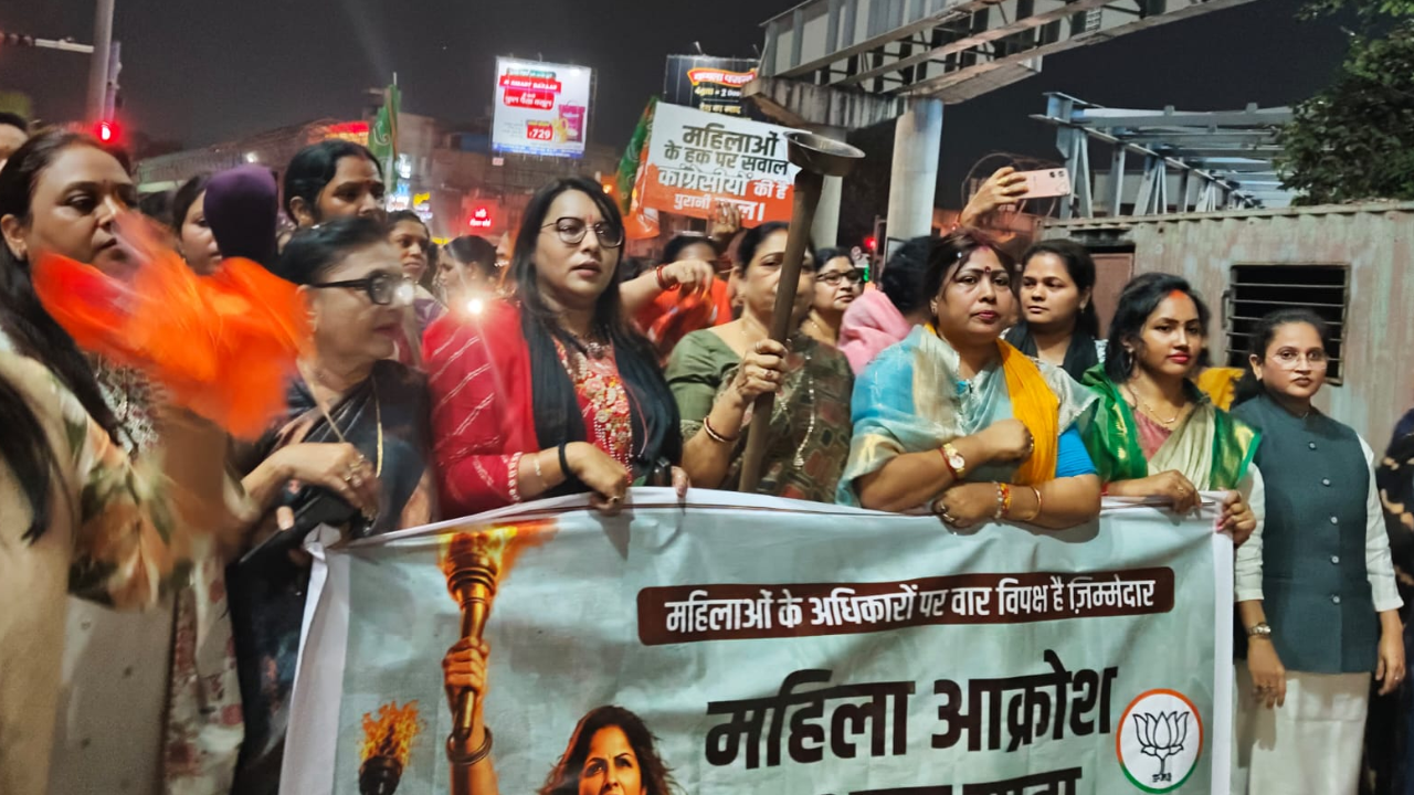 भारतीय जनता पार्टी महिला मोर्चा की रायपुर में विशाल मशाल रैली, नारी शक्ति वंदन अधिनियम पर जोर