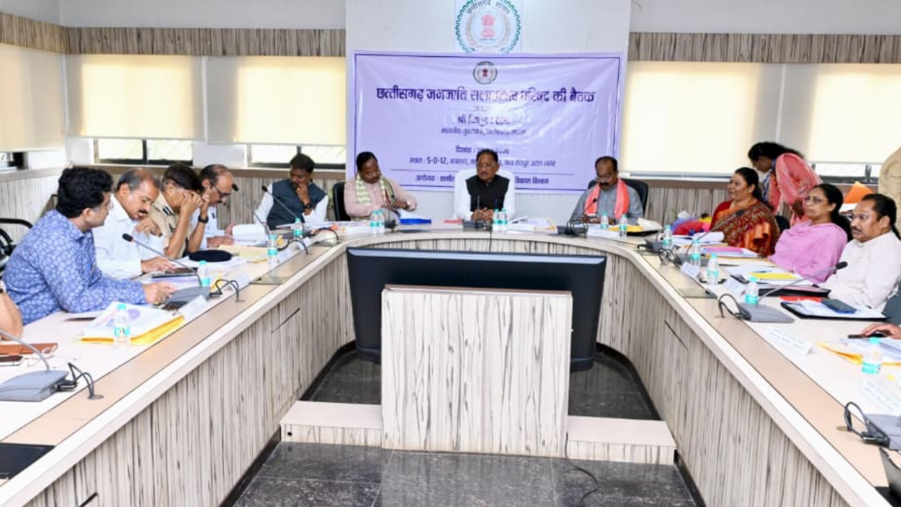 जनजातीय उत्थान पर बड़ा फोकस: नक्सल मुक्त क्षेत्रों में तेज़ होगा विकास, ‘नियद नेल्ला नार 2.0’ जल्द