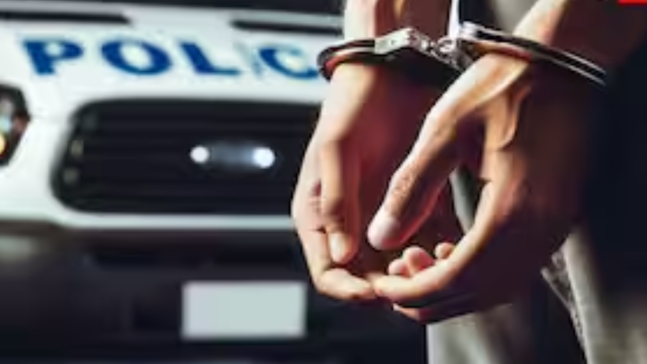 200 रुपए की रिश्वत लेते पकड़ा गया होमगार्ड, ACP के आदेश पर हुई सख्त कार्रवाई