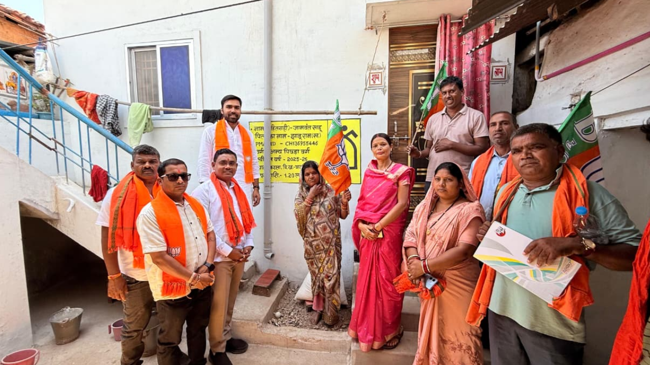 पाटन के ग्राम करसा में ‘गांव चलो-घर चलो’ अभियान, जनकल्याणकारी योजनाओं की दी गई जानकारी