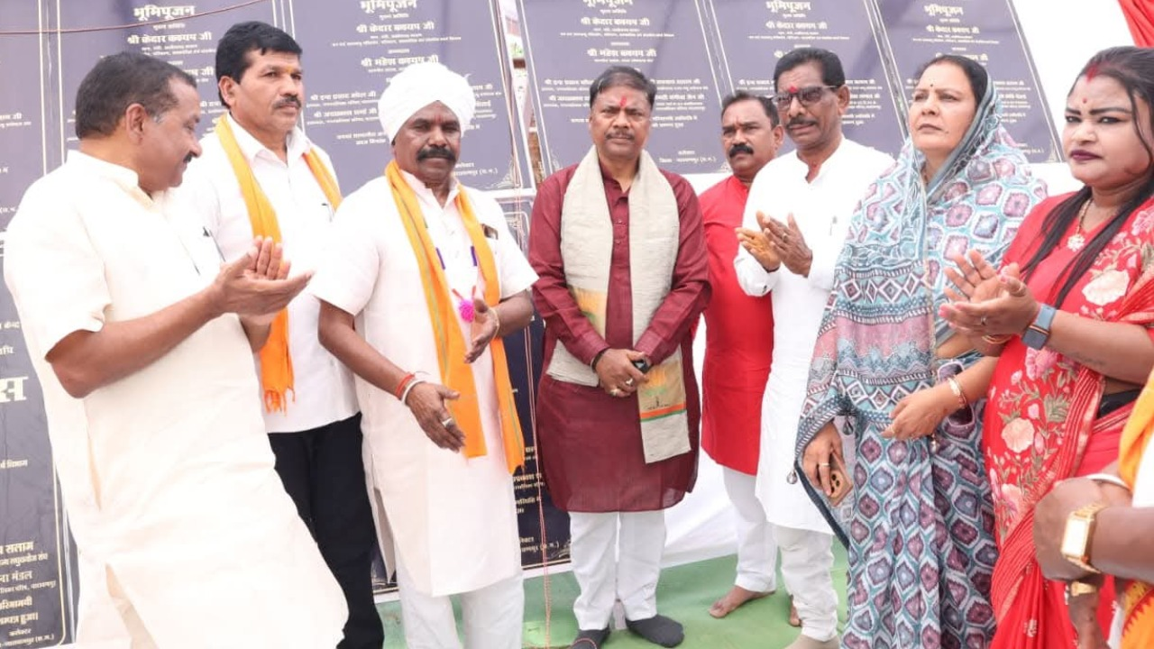 नारायणपुर को बड़ी सौगात, मंत्री केदार कश्यप ने 17.59 करोड़ की परियोजनाओं का किया लोकार्पण एवं भूमिपूजन, विकास को मिली नई रफ्तार