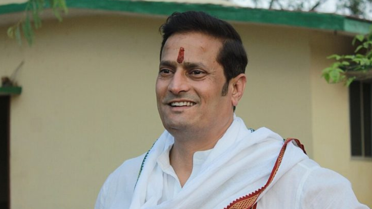 12वीं हिंदी पेपर लीक पर सियासत तेज: कांग्रेस नेता विकास उपाध्याय ने भाजपा पर बोला हमला, लगाया गंभीर आरोप