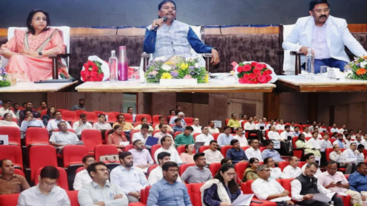 रायपुर में वन विभाग की बड़ी समीक्षा: डिजिटल POR सिस्टम लागू, कैम्पा कार्यों का 100% खर्च सितंबर 2026 तक अनिवार्य