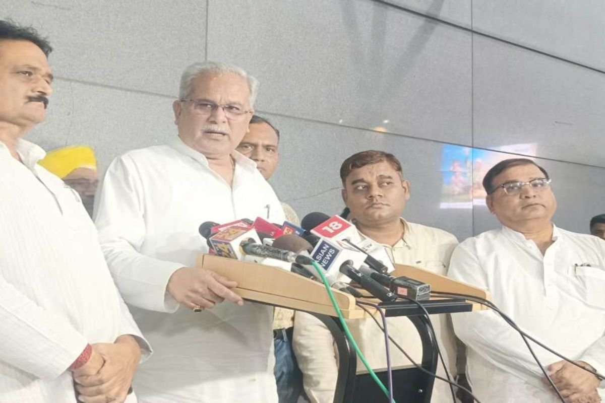 कांग्रेस अध्यक्ष पद पर सियासत तेज, भूपेश बोले- हाईकमान का फैसला, भाजपा न दे संगठन पर ज्ञान