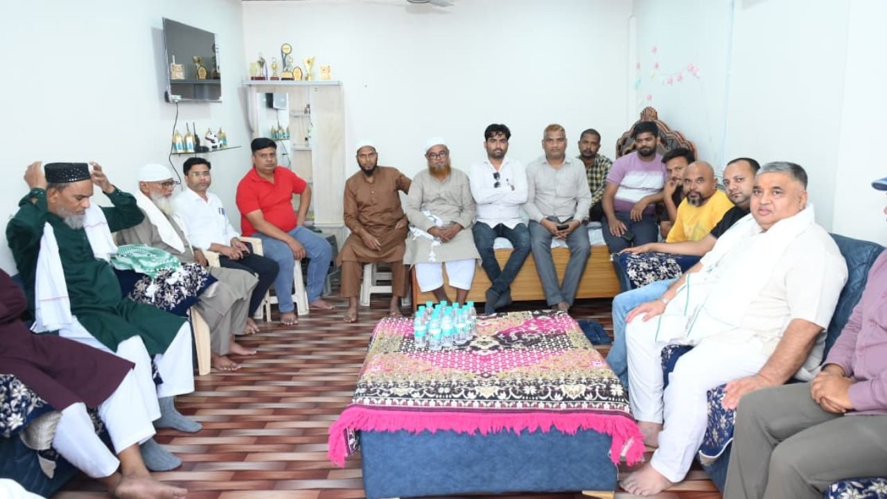 शिवनंदनपुर चुनाव में नया समीकरण: मुस्लिम समाज ने भाजपा को दिया समर्थन, चुनावी मुकाबला हुआ दिलचस्प