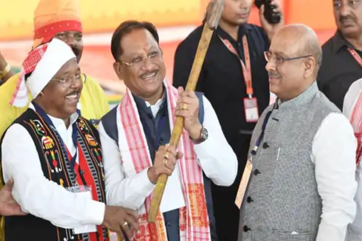 लाल किले में गूंजा जनजातीय गौरव, बिरसा मुंडा की 150वीं जयंती पर सांस्कृतिक समागम में शामिल हुए सीएम विष्णुदेव साय