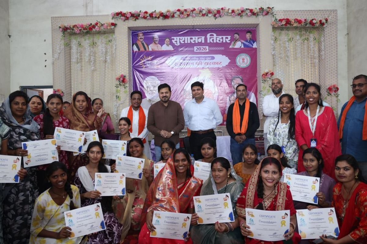 कुंरा में ‘सुशासन तिहार’ का भव्य आगाज, विधायक अनुज शर्मा ने आमजन की समस्याओं का किया त्वरित समाधान