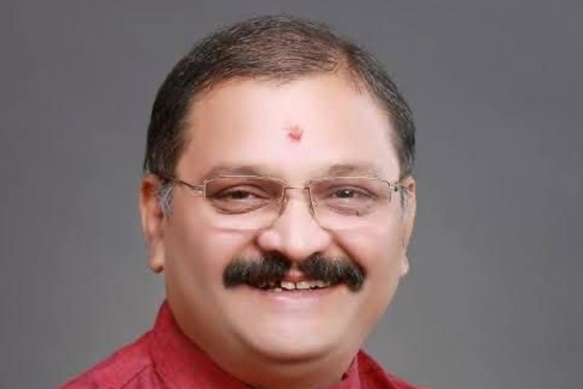 “पायलट भी नहीं बचा पाएंगे कांग्रेस का विमान”, संतोष पांडेय का तीखा हमला