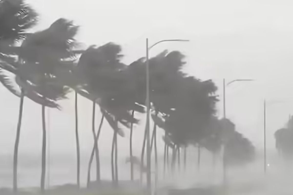 Weather Update: देश के 15 राज्यों में मौसम का अलर्ट, 2 से 4 मई तक भारी बारिश और तेज आंधी की चेतावनी
