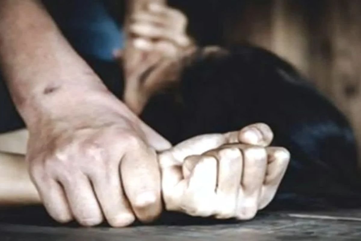 भाजपा नेत्री से दुष्कर्म और 2.5 करोड़ की ठगी का आरोप: कारोबारी के खिलाफ केस दर्ज, पुलिस जांच में जुटी