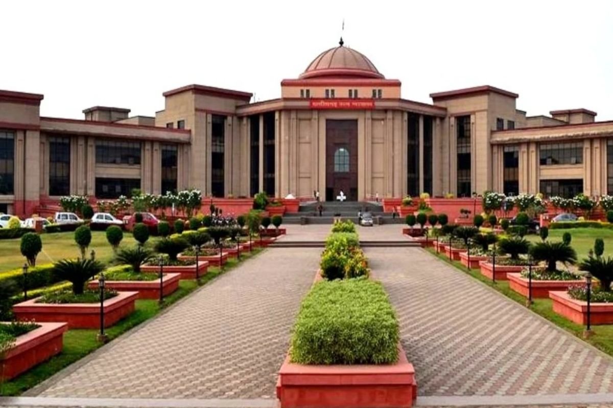 CGPSC मुख्य परीक्षा परिणाम पर उठे सवाल, अभ्यर्थियों ने हाईकोर्ट में लगाई गुहार