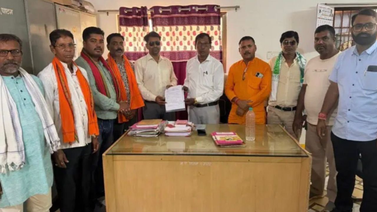 जनपद पंचायत पाटन उपचुनाव में बड़ा उलटफेर, नरेंद्र गायकवाड़ ने नाम वापस लेकर भाजपा प्रत्याशी सुरेंद्र साहू को दिया समर्थन