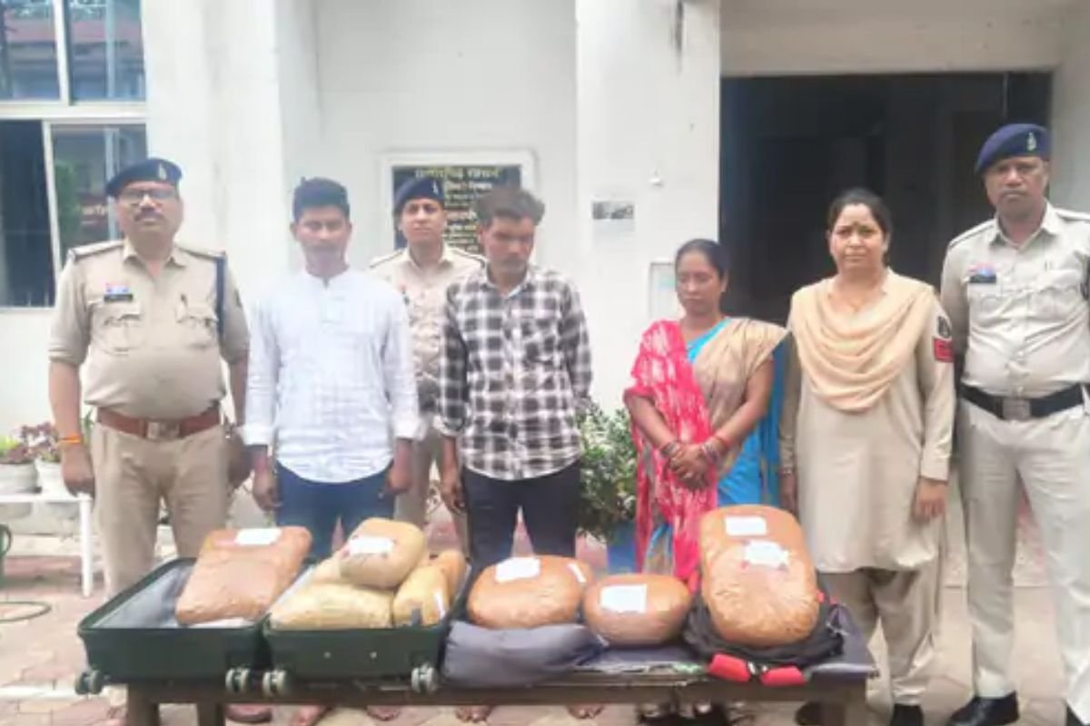 रायगढ़ में 3 गांजा तस्कर गिरफ्तार, महिला समेत ओडिशा के आरोपी MP ले जा रहे थे नशे की खेप
