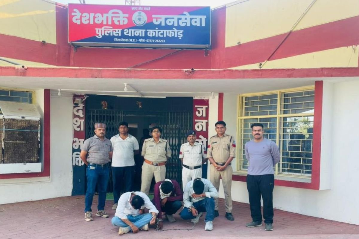 देवास में L&T कंपनी से पाइप चोरी करने वाला गिरोह पकड़ाया, 5 लाख का सामान जब्त