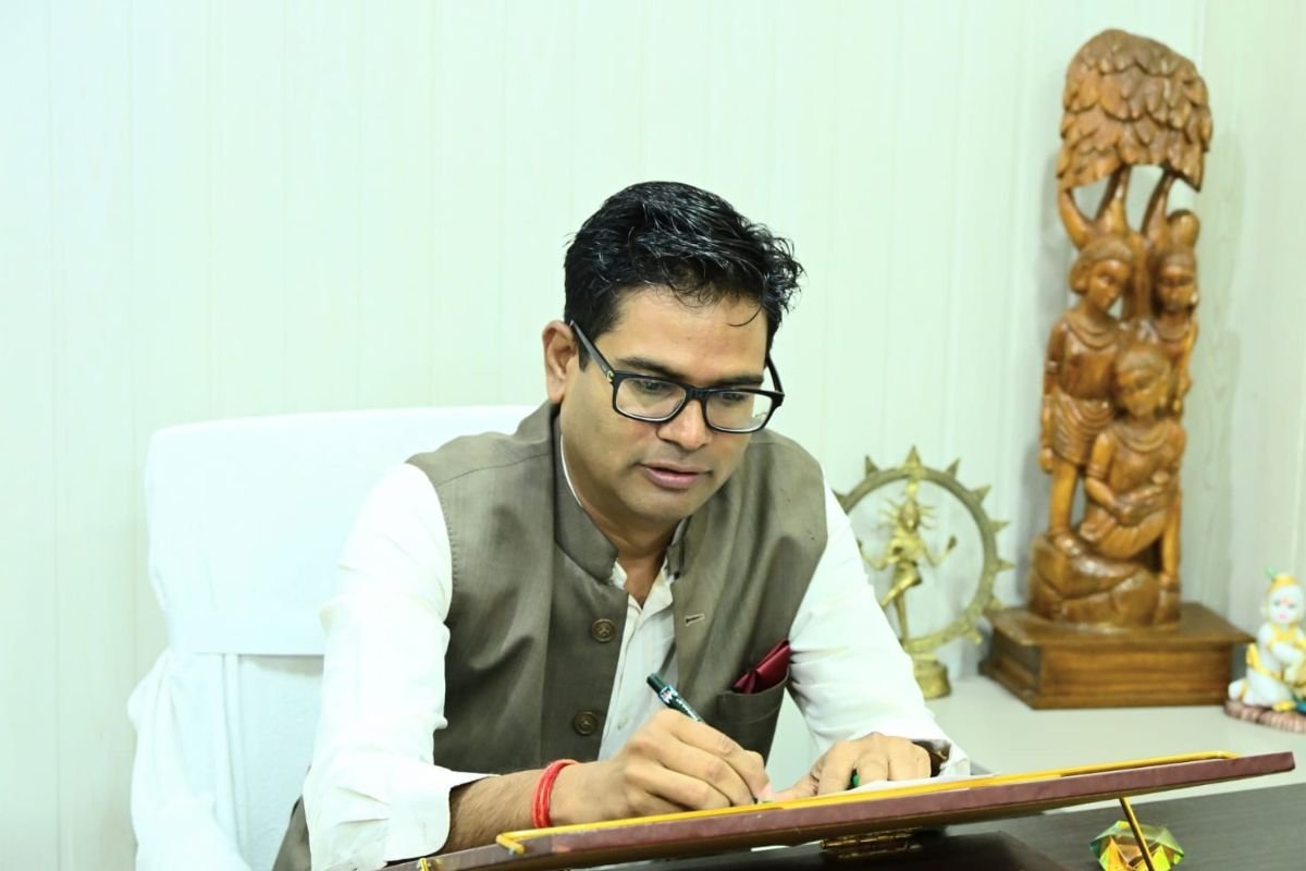 यूपीएससी अभ्यर्थियों को वित्त मंत्री ओपी चौधरी ने दी शुभकामनाएं, बोले- आत्मविश्वास और अनुशासन से मिलेगी सफलता
