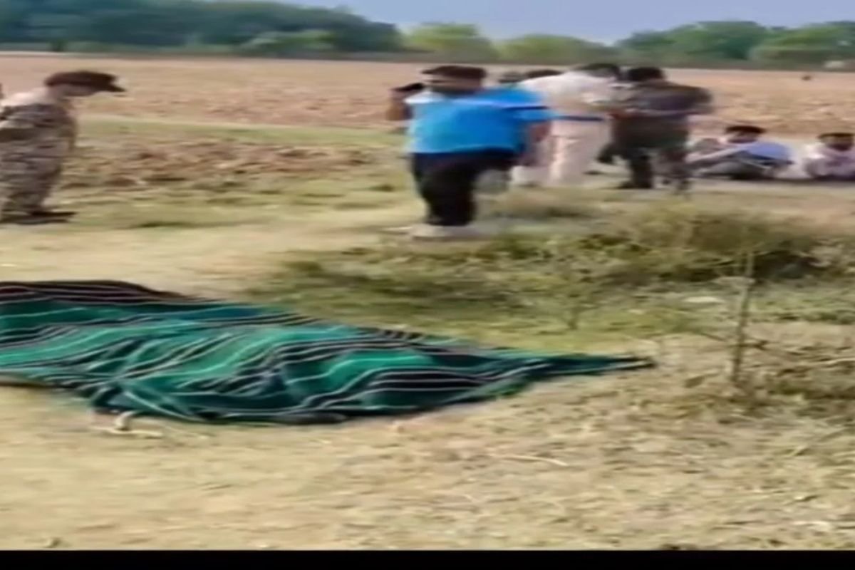 Tikamgarh News: टीकमगढ़ में डबल मर्डर से सनसनी, पति-पत्नी की कुल्हाड़ी से हत्या, जमीनी विवाद की आशंका