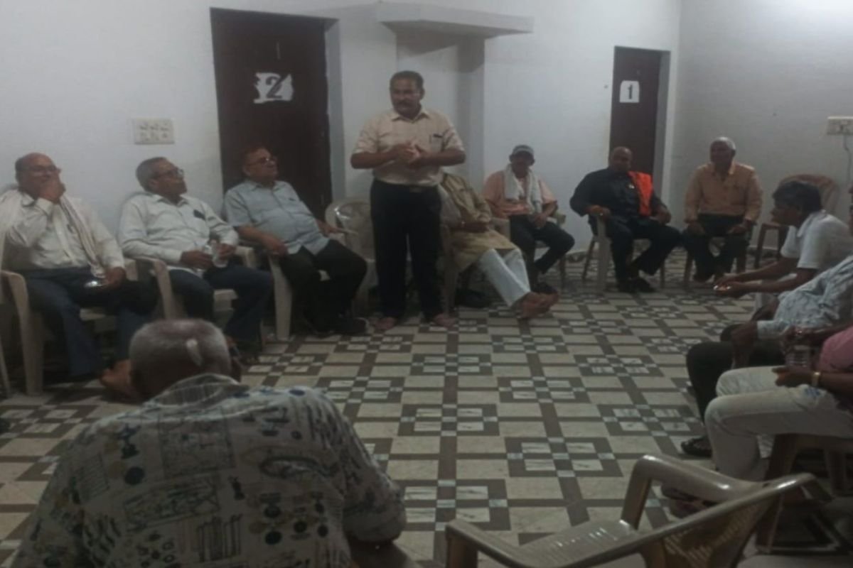 Bilaspur News : मातृभाषा में शिक्षा को अनिवार्य बनाने की मांग तेज, बिलासपुर में प्रबुद्धजनों की बैठक