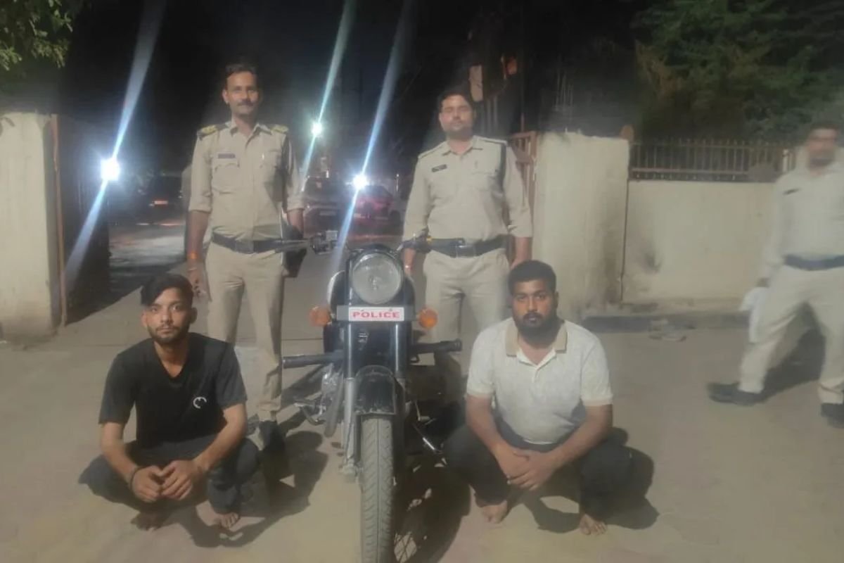 Gwalior News:बुलेट सवार बदमाशों का आतंक; पेट्रोल नहीं देने पर युवक पर उड़ेला पेट्रोल, लगाई आग
