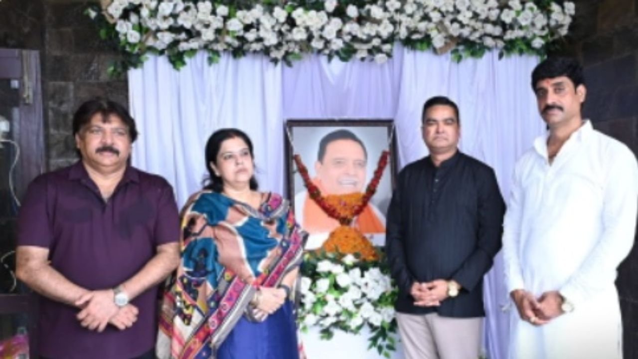 Bhilai News: पूर्व विधायक विद्यारतन भसीन की पुण्यतिथि पर सेवा कार्यों की मिसाल, स्वच्छता दूतों का हुआ सम्मान
