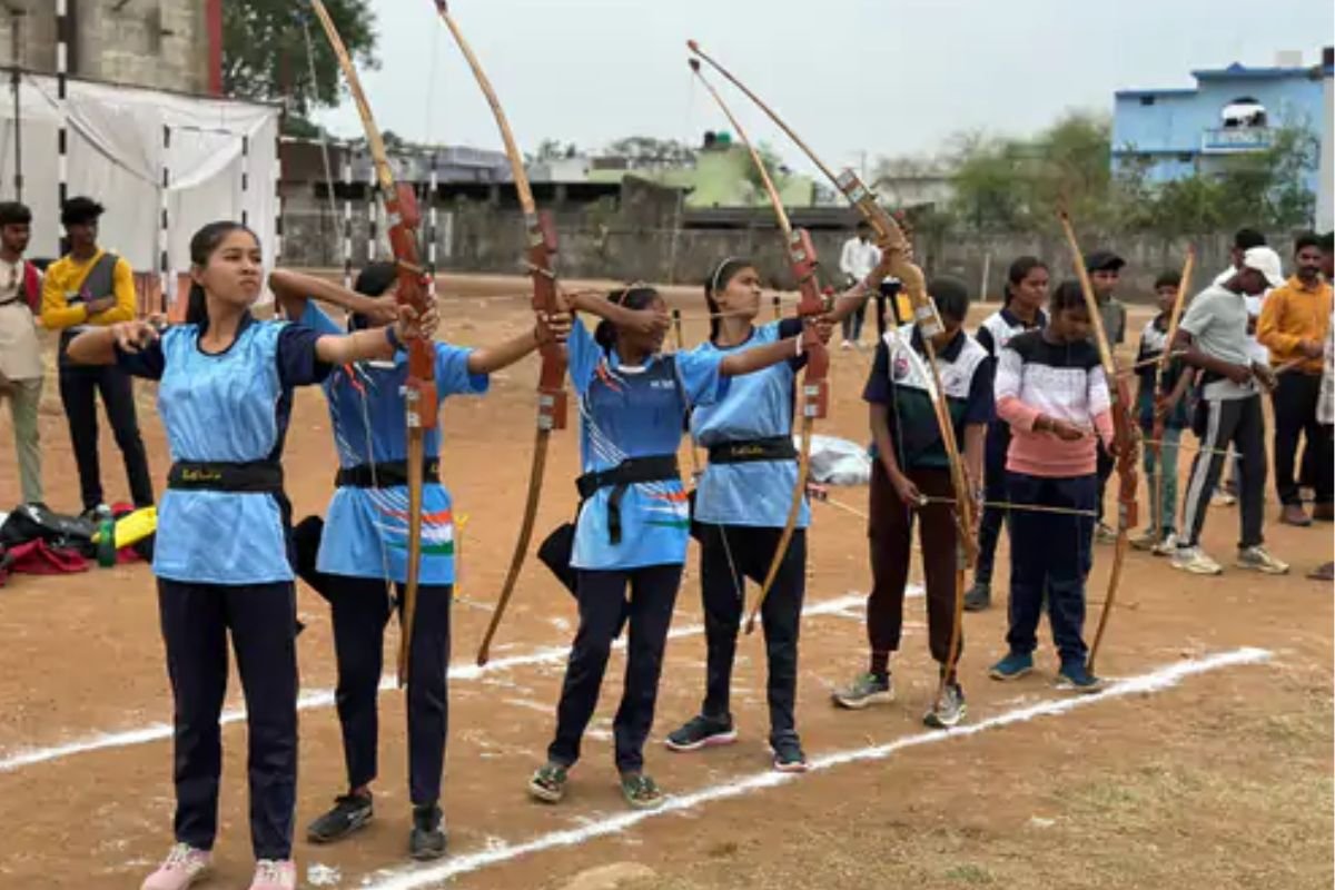 Dhamtari News: धमतरी के 30 दिवसीय ग्रीष्मकालीन खेल शिविर का भव्य समापन, 3 हजार खिलाड़ियों की प्रतिभा को मिला मंच