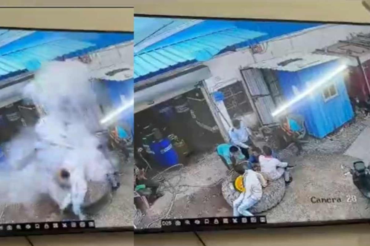 Bilaspur News: हवा भरते समय हुआ जोरदार धमाका, 15 फीट ऊपर उछला हेल्पर, CCTV में कैद हादसा