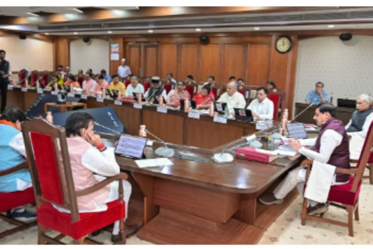 मध्यप्रदेश कैबिनेट का बड़ा फैसला: 48 लाख से ज्यादा पट्टाधारियों को मिलेगी जमीन की मुफ्त रजिस्ट्री, सरकार उठाएगी 3800 करोड़ का खर्च