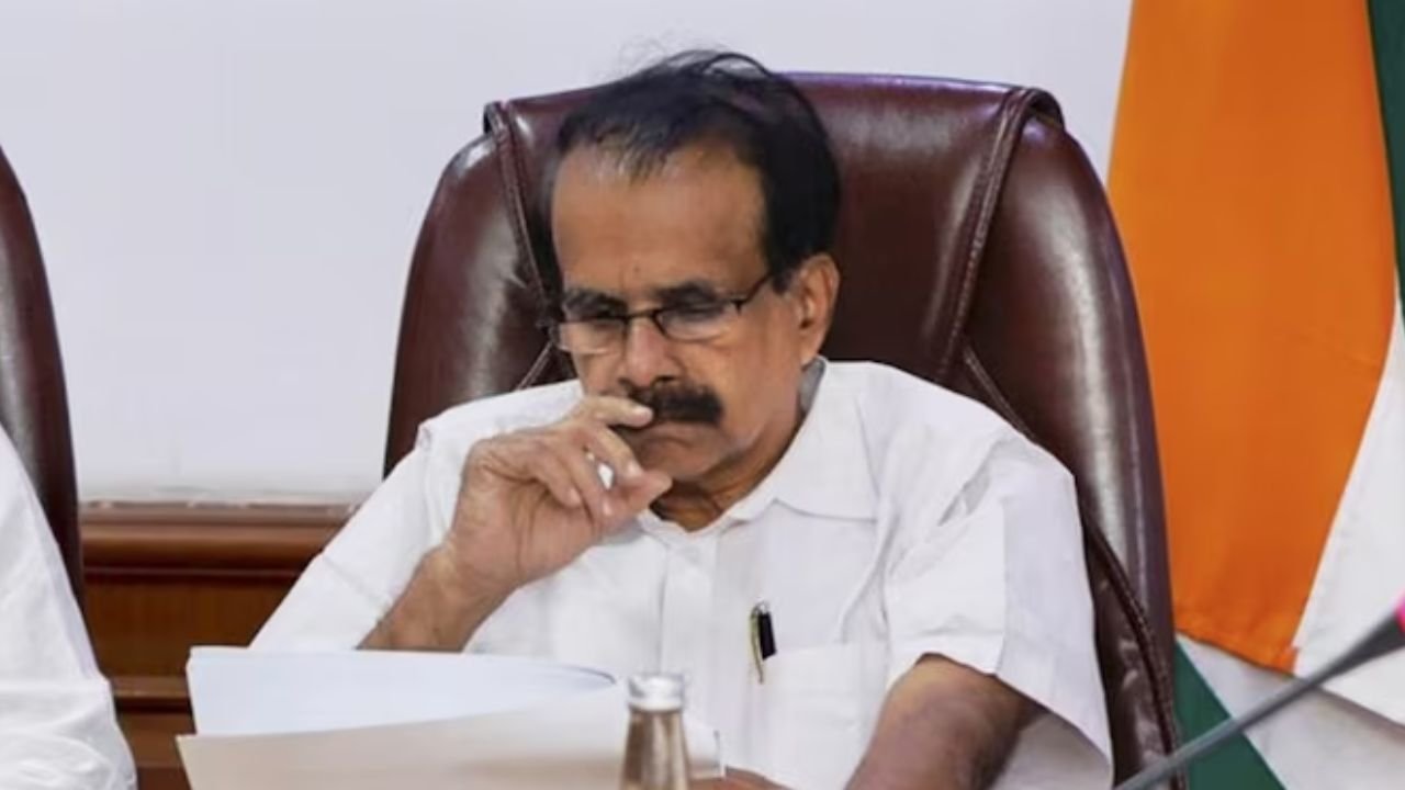 George Kurien Resignation: केंद्रीय राज्य मंत्री जॉर्ज कुरियन ने दिया इस्तीफा, राष्ट्रपति द्रौपदी मुर्मू ने तत्काल प्रभाव से किया स्वीकार