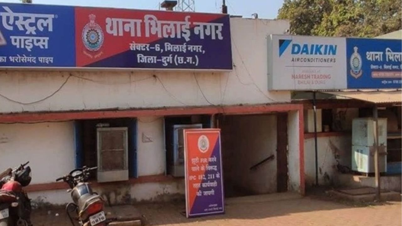Bhilai News: भिलाई के डीपीएस चौक पर युवक पर जानलेवा हमला, तीन आरोपियों के खिलाफ केस दर्ज