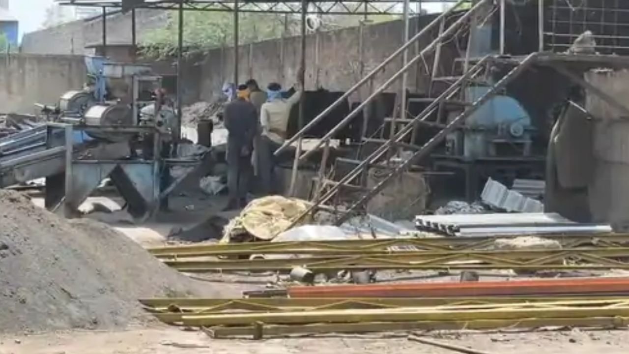 Bhilai News: बीएसपी से 40 साल तक होती रही लोहा चोरी, MLA रिकेश सेन बोले- चोरी के पैसों से भाजपा को हराने का खेल चलता था