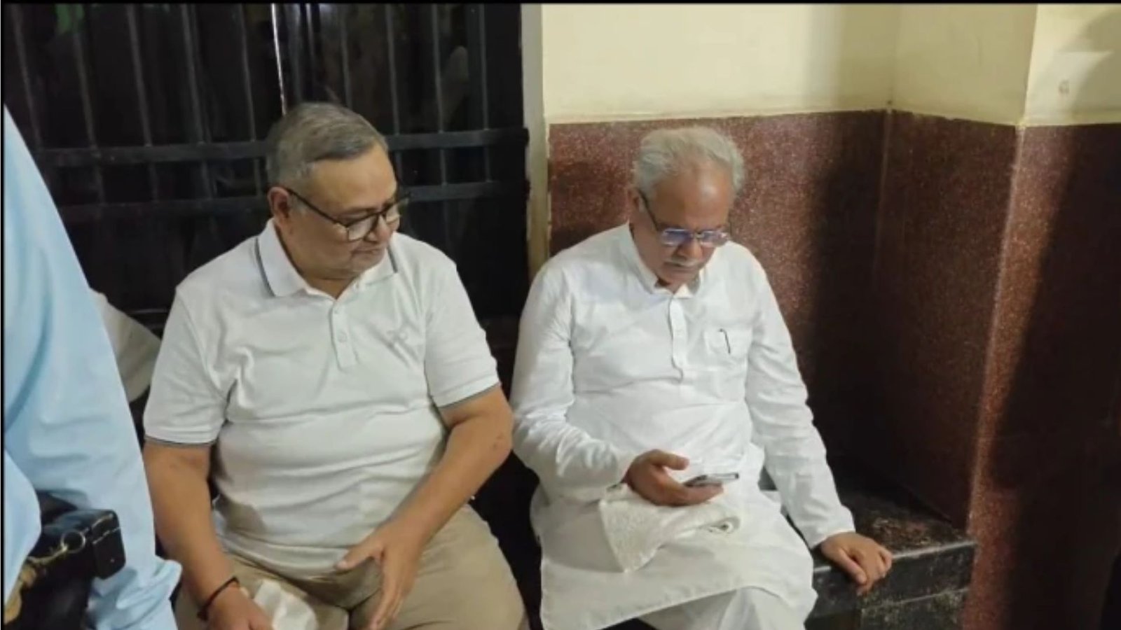 Raipur News : शराब घोटाला केस: रामगोपाल अग्रवाल 5 अगस्त तक जेल, कोर्ट में कांग्रेस नेताओं का शक्ति प्रदर्शन