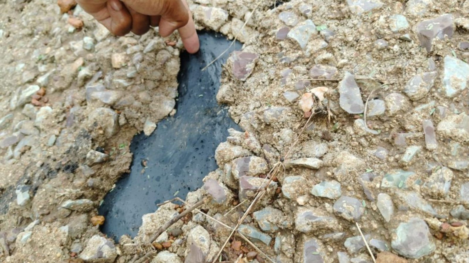 Chhattisgarh News: बारिश ने खोली करोड़ों की नहर की पोल, किसानों ने कहा- पैसा गया कहां?