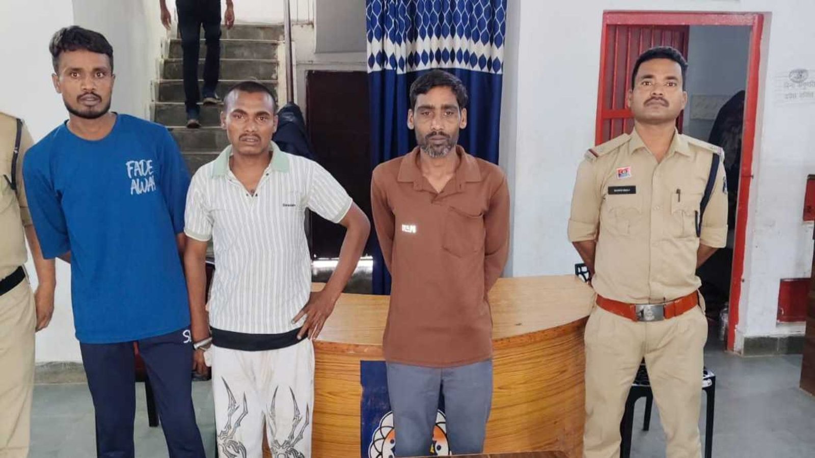 Bilaspur News: मिर्च पाउडर डालकर लूटपाट का प्रयास, रतनपुर पुलिस ने तीन आरोपियों को दबोचा