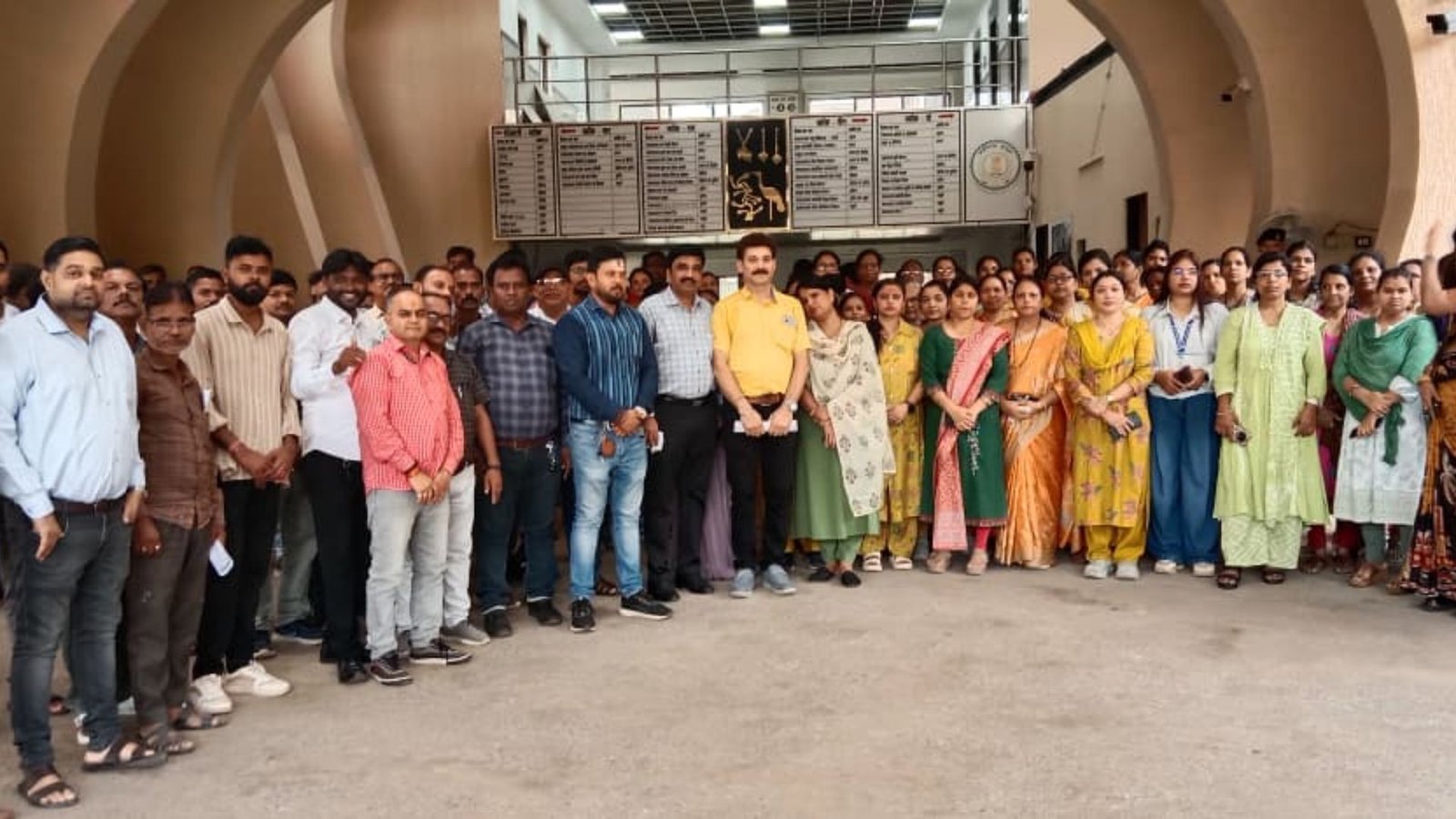 Raipur News : फिटनेस प्रमाणित बसों की मांग, आंदोलन तेज करने की चेतावनी