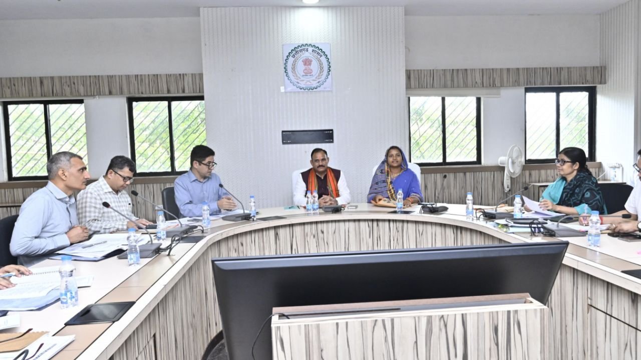 Raipur News: फर्जी दिव्यांगता सर्टिफिकेट मामले की सुनवाई के लिए बनेगा विशेष मेडिकल बोर्ड, त्वरित जांच कर दी जाएगी रिपोर्ट