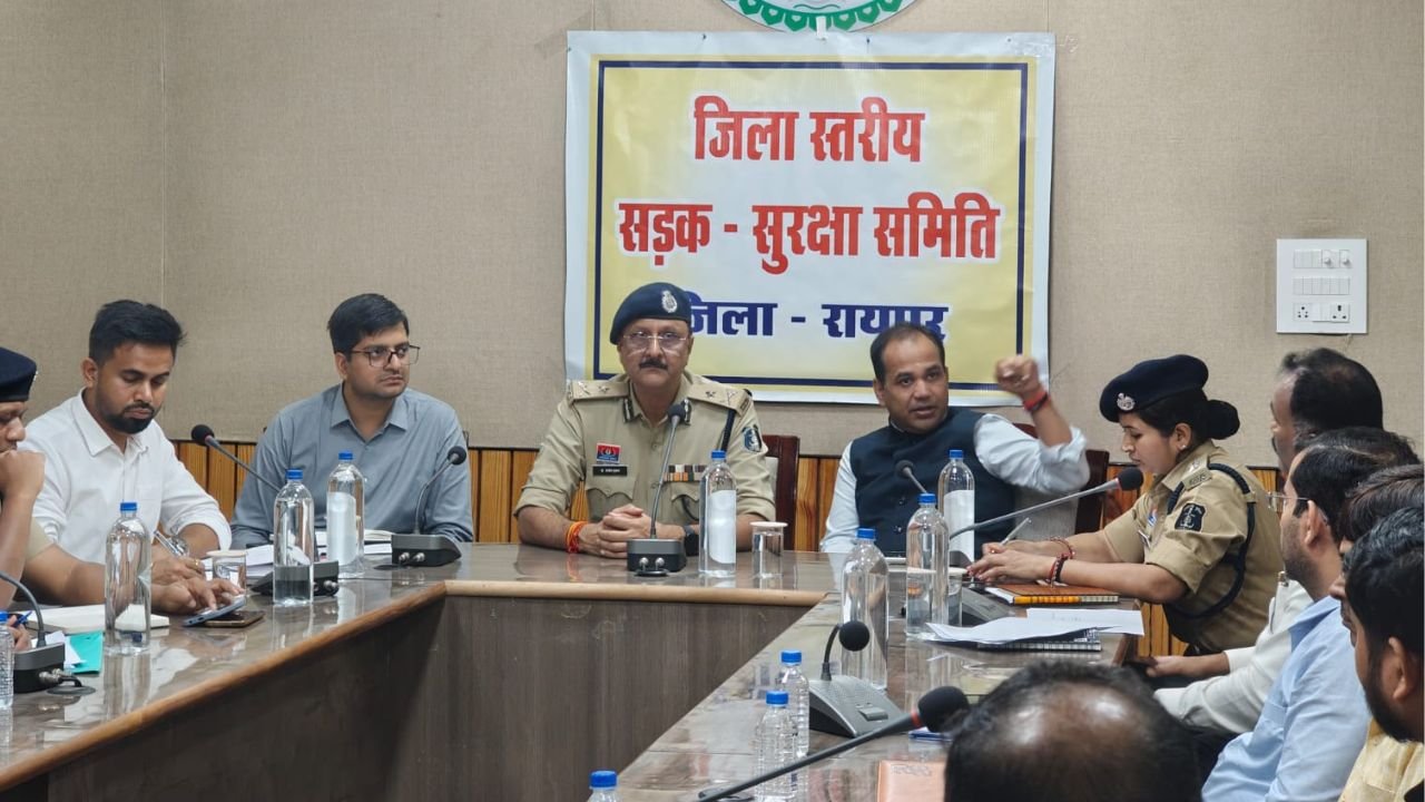 Raipur News: रायपुर में जाम और हादसों पर लगेगी लगाम, ट्रैफिक सुधार के लिए बनी लघुकालीन कार्ययोजना