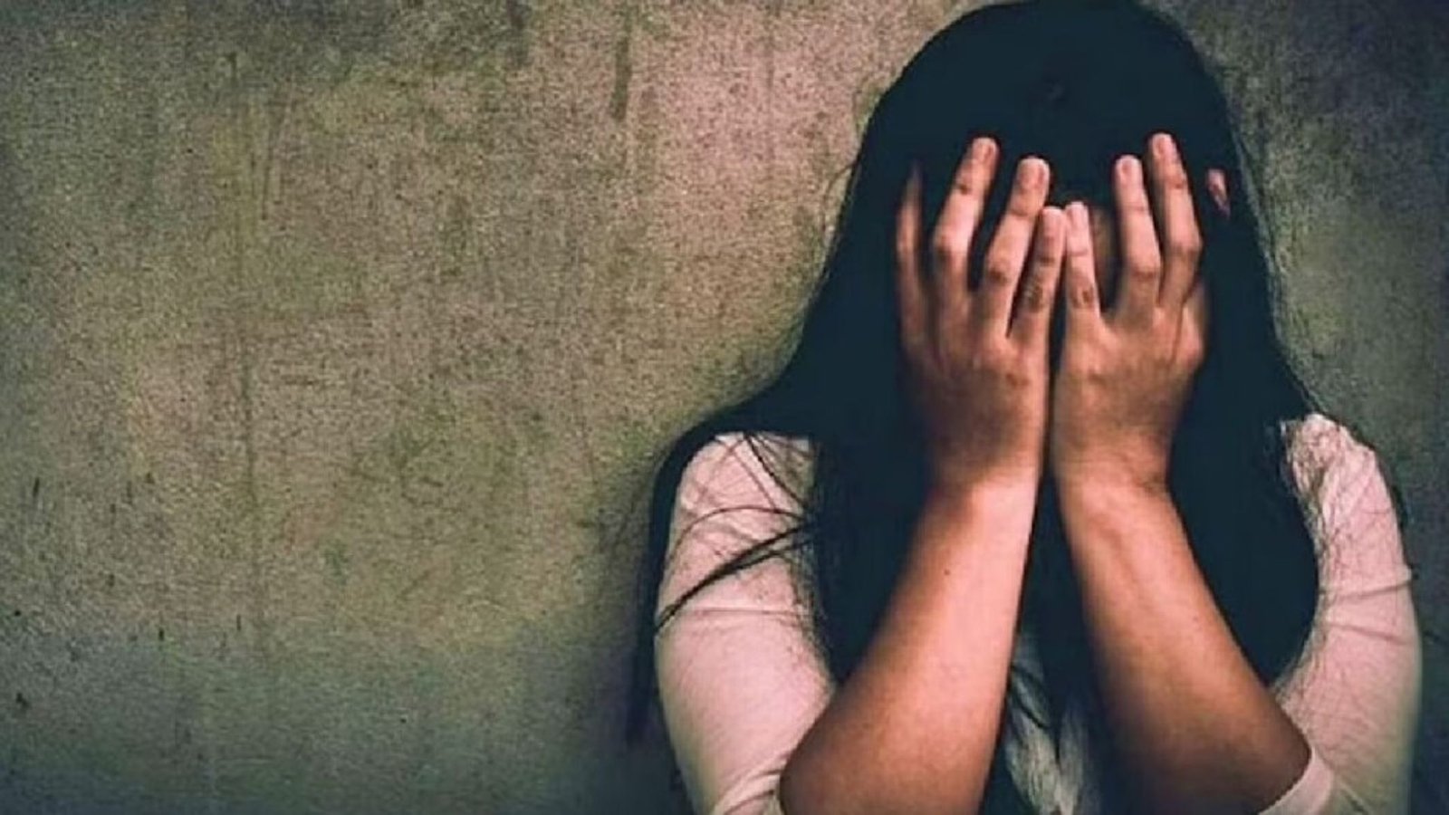 Bilaspur News: बिलासपुर पुलिस की कार्रवाई: युवती की शिकायत पर लोरमी के बिल्डर समेत चार लोगों के खिलाफ मामला दर्ज