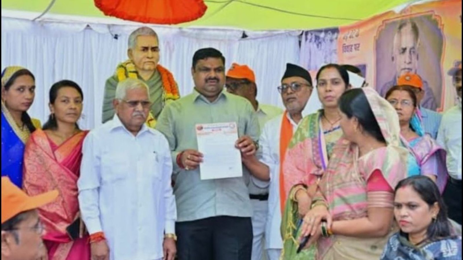 Durg News : पेंशनर्स महासंघ की पहल, सुखदेव राज की जीवनगाथा पाठ्यक्रम में शामिल करने की मांग