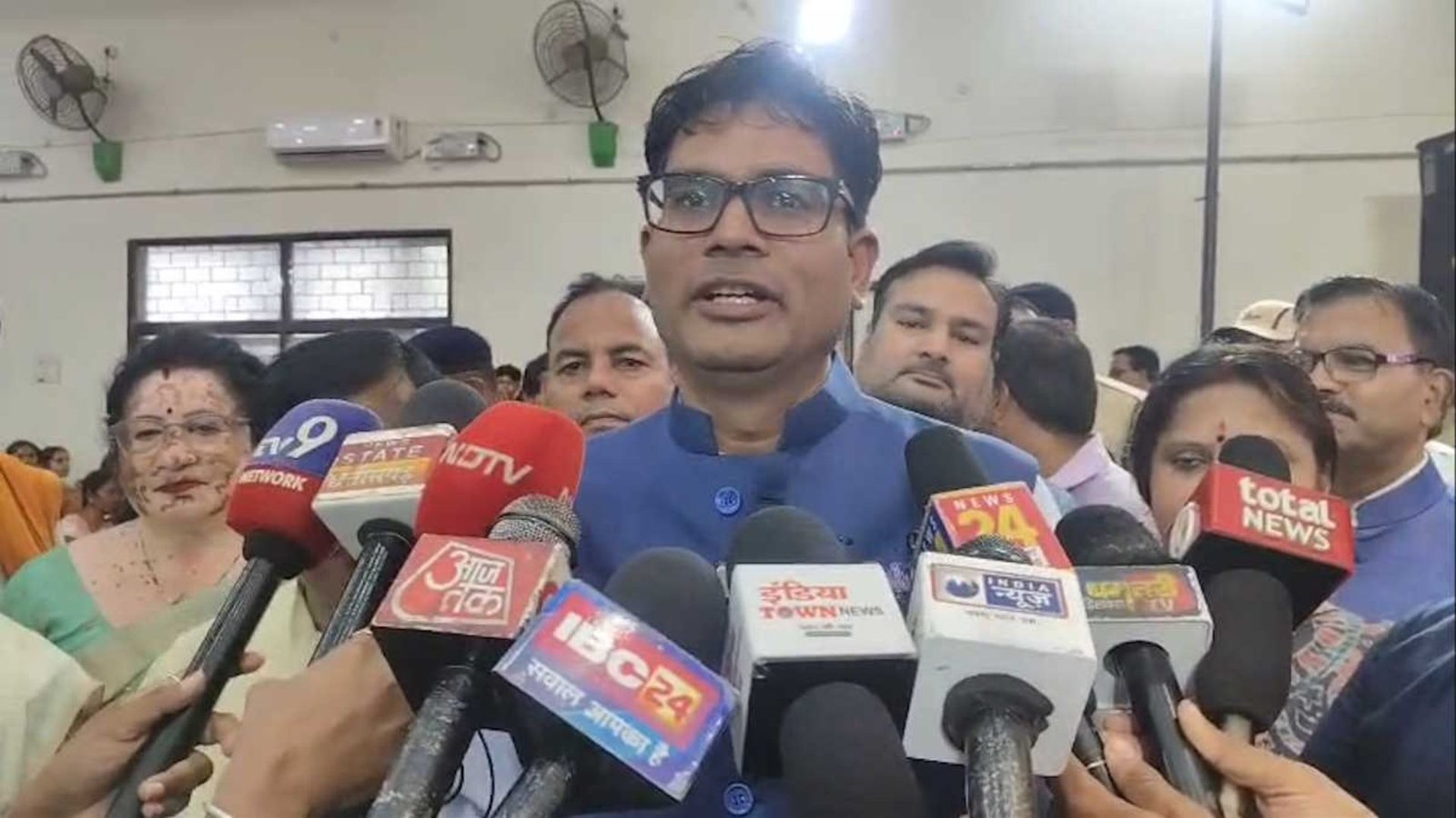 Raipur News : BJP की 65 सदस्यीय टीम में ओपी चौधरी को स्थान, अगले महीने शुरू होगा ‘युवा संवाद’ अभियान