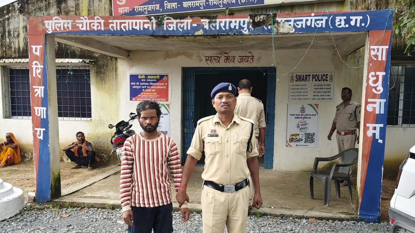 Balrampur News: रात में घर को बनाया निशाना, मोबाइल-चार्जर चुराकर फरार हुआ आरोपी, पुलिस ने पकड़ा