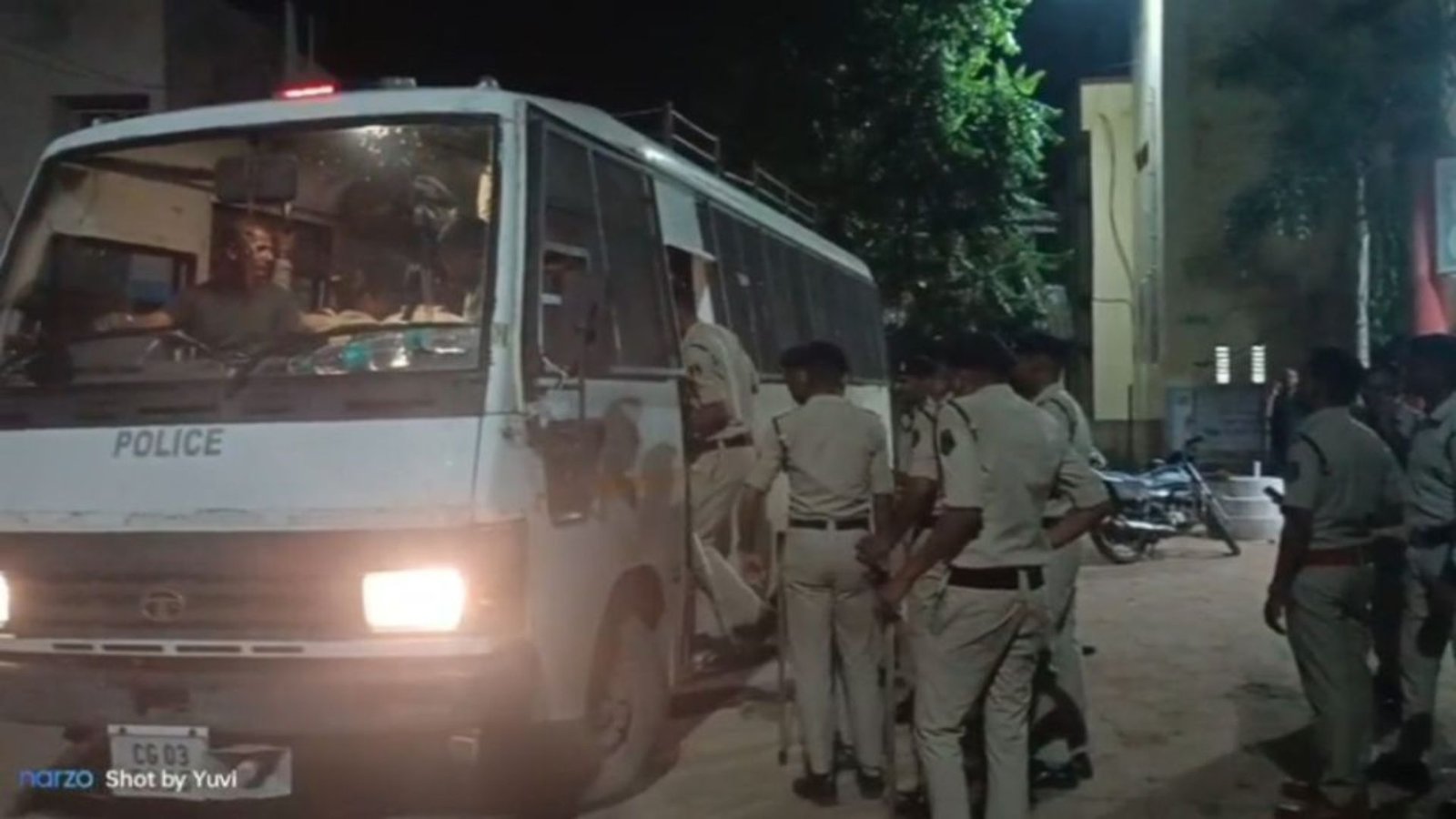 Abhanpur News: 13 मामलों का आरोपी लल्ला सोनवानी जेल भेजा गया, पुलिस वाहन रोकने वालों पर होगी सख्त कार्रवाई
