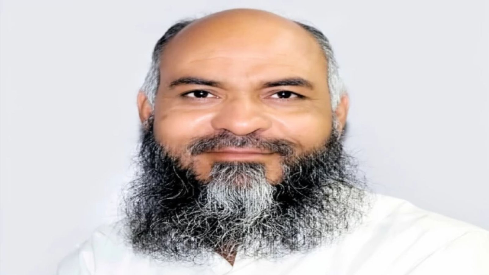 Balodabazar News : जमीन दिलाने के नाम पर करोड़ों की ठगी, ब्लैंक चेक देकर लोगों को बनाता रहा शिकार
