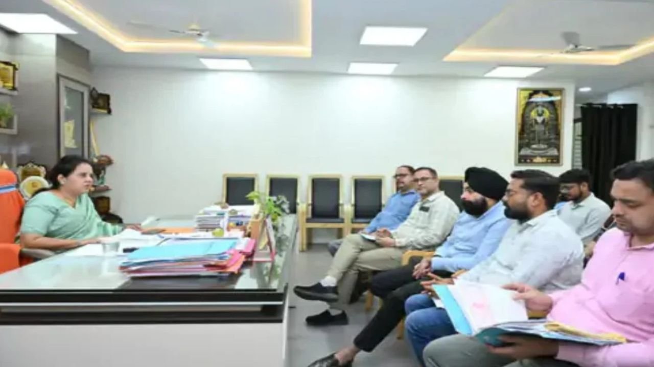 Raipur Latest News: 2 अक्टूबर को रायपुर में मांस-मटन की बिक्री पर पूर्ण प्रतिबंध, उल्लंघन पर होगी कार्रवाई