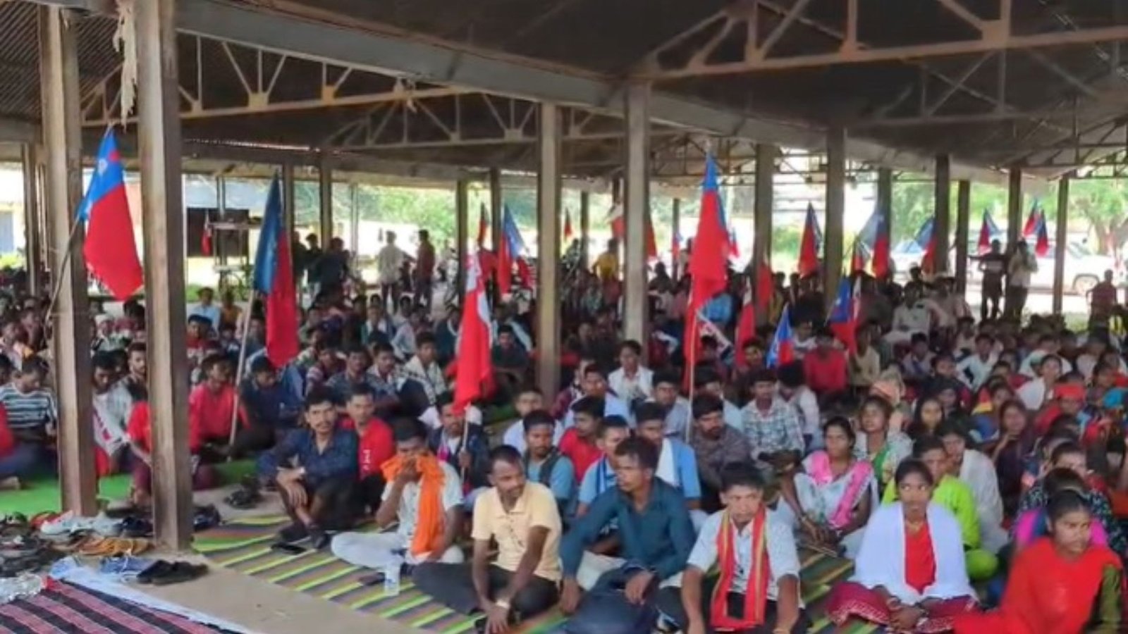 Bastar News : महंगाई, रोजगार और PESA कानून समेत 14 मांगों को लेकर जगदलपुर में प्रदर्शन