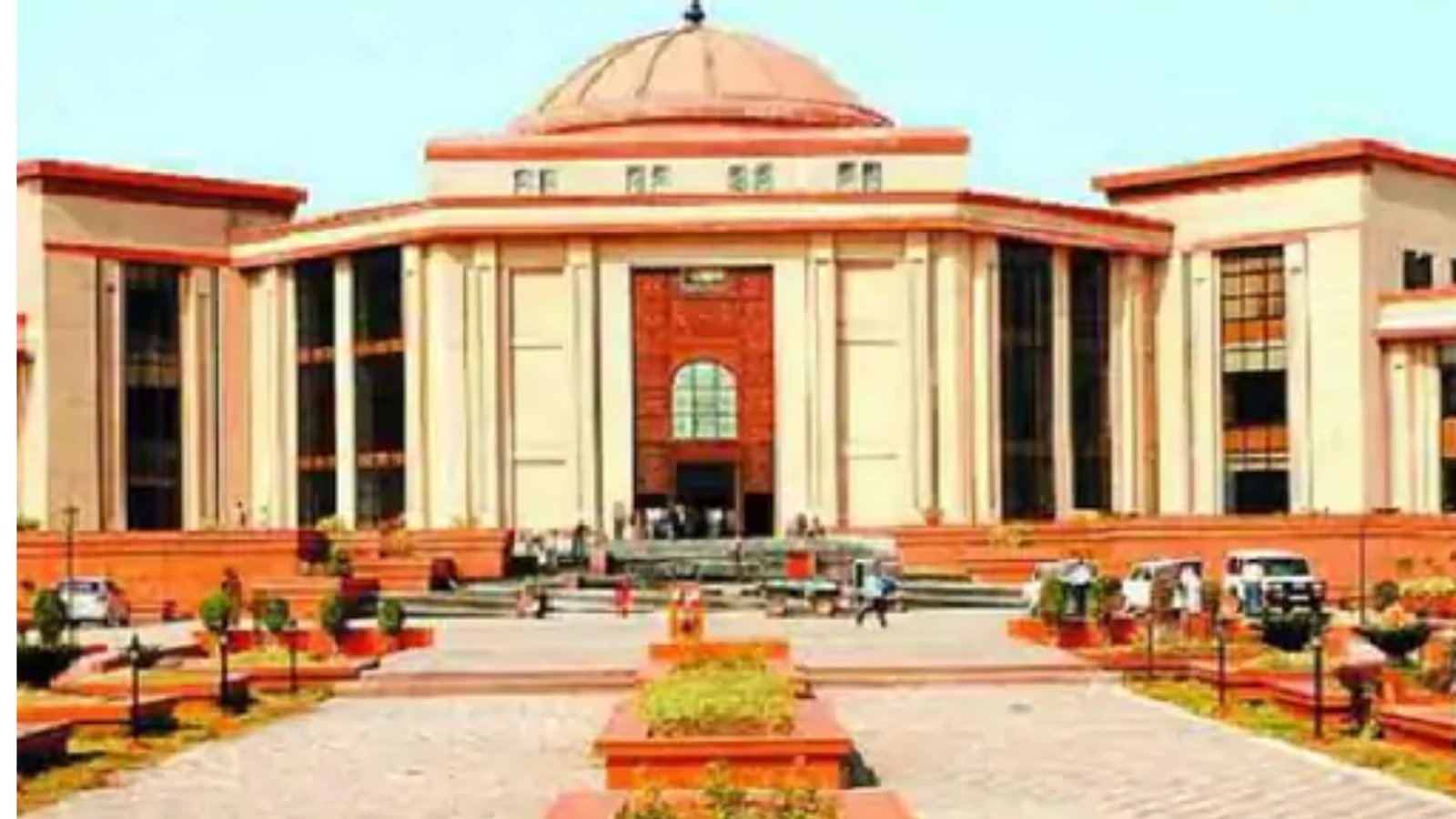 Raipur News : ओबीसी महिला कोटे की 12 सीटों पर पुरुषों की भर्ती पर हाईकोर्ट सख्त, रायपुर निगम को देना होगा ₹3 लाख मुआवजा
