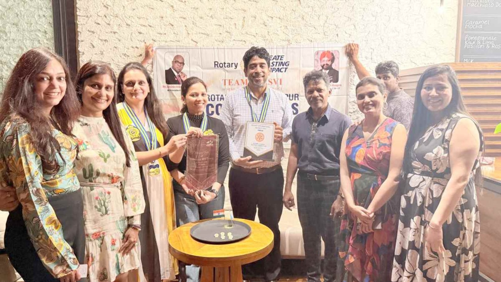 Raipur News : कोलंबो में रोटरी क्लबों के बीच ध्वज आदान-प्रदान, भविष्य की संयुक्त परियोजनाओं और सहयोग पर जोर